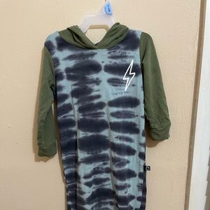 Rags to raches onesie